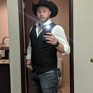 Meet your Posher, Cody